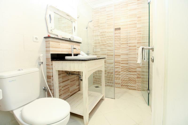 Oyo 204 Blessing Residence Surabaja Zewnętrze zdjęcie